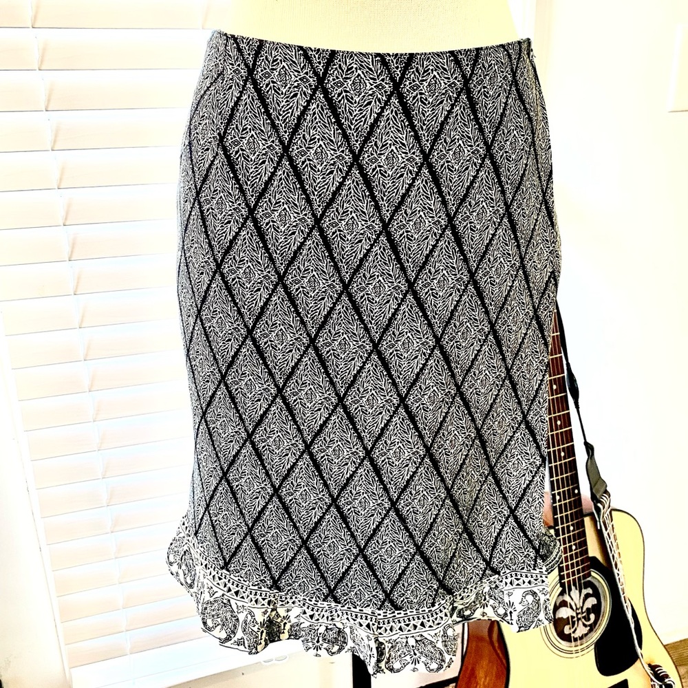 L’amadei D.P. Altomonte black and white wrap skirt